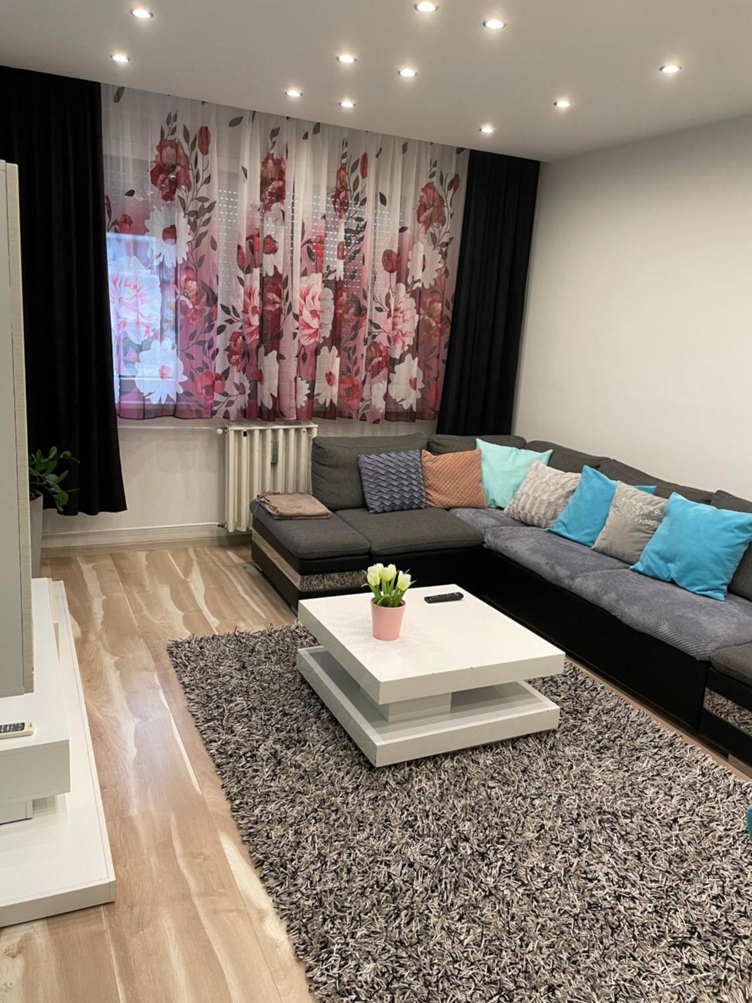 Igenyes Lakas Apartment Сегед Екстериор снимка