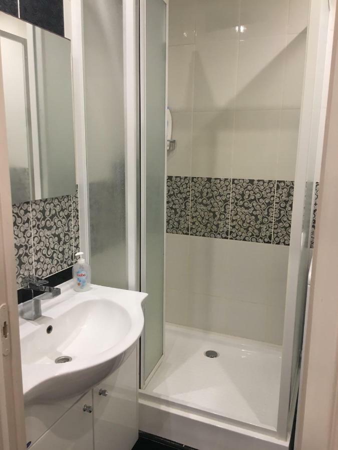 Igenyes Lakas Apartment Сегед Екстериор снимка