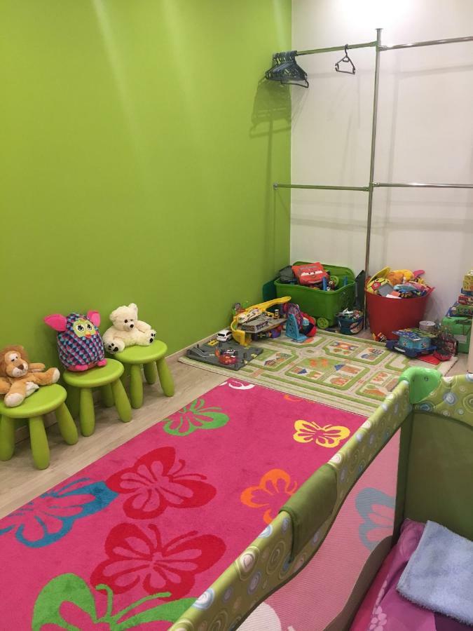 Igenyes Lakas Apartment Сегед Екстериор снимка
